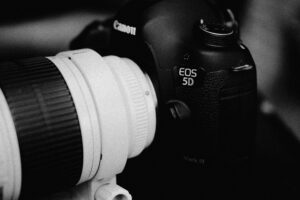 Canon EOS Rebel T7 DSLR Camera with 18-55mm Lens